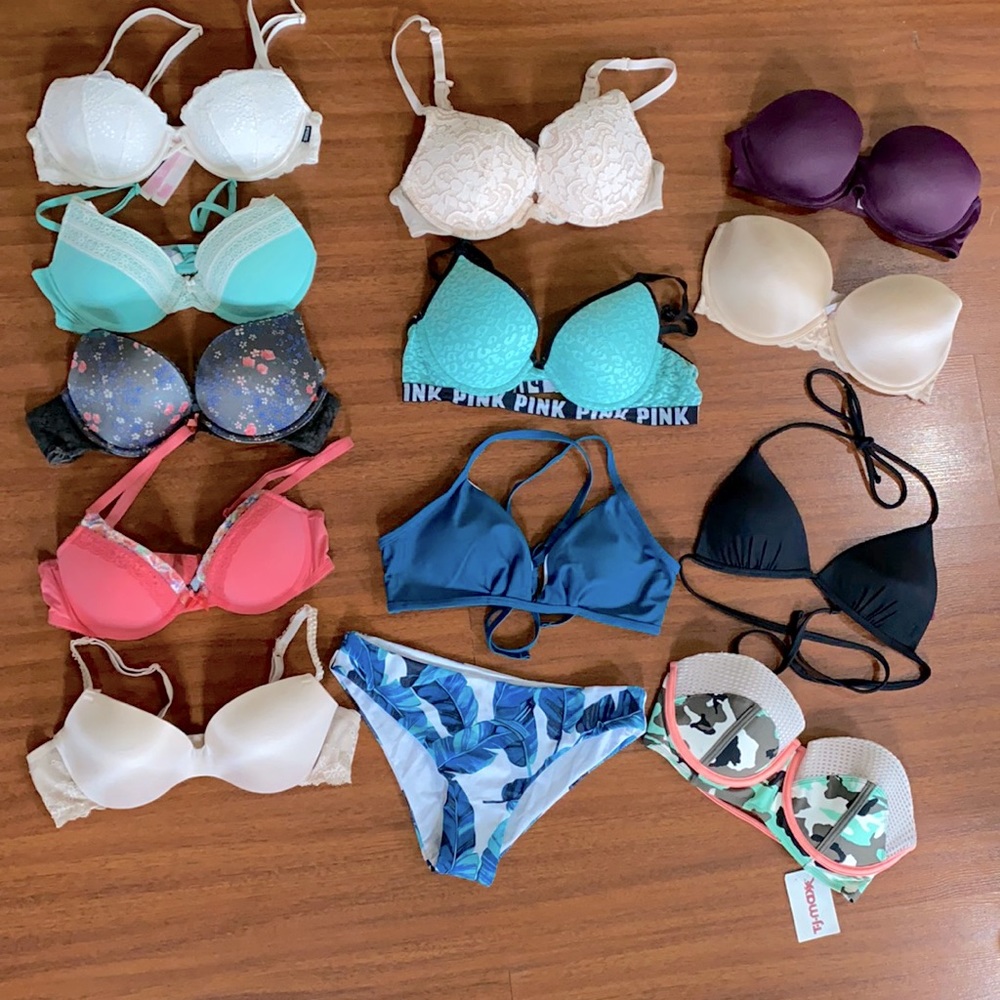 32B, 34B bra lot! Small Bikinis as well!